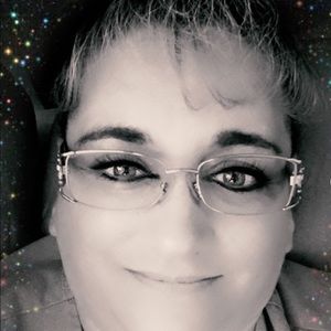 Meet your Posher, Brenda